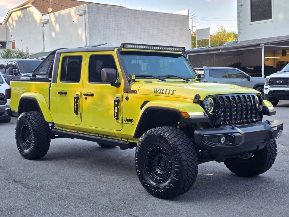 2023 Jeep JT Gladiator - Image 9 of 20