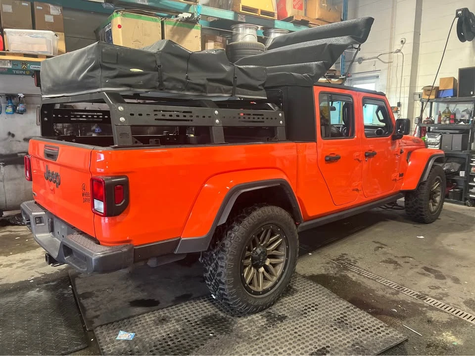 2023 Jeep JT Gladiator - Image 4 of 19