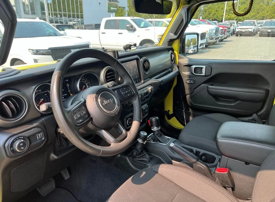 2023 Jeep JT Gladiator - Image 9 of 18
