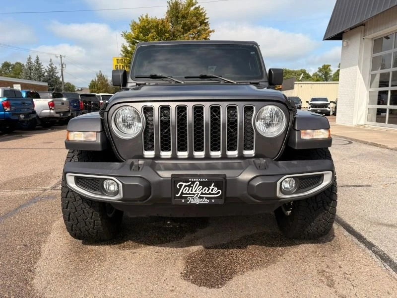 2023 Jeep JT Gladiator - Image 2 of 19