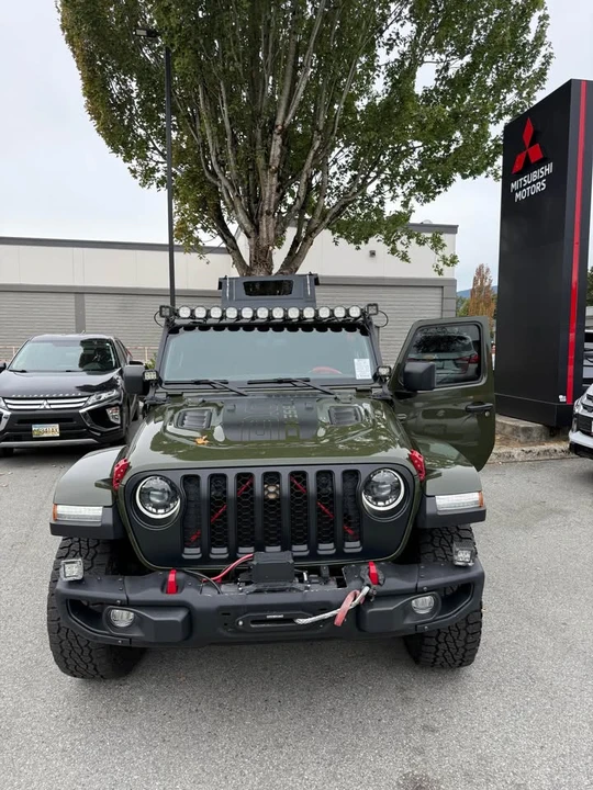 2023 Jeep JT Gladiator - Image 3 of 11