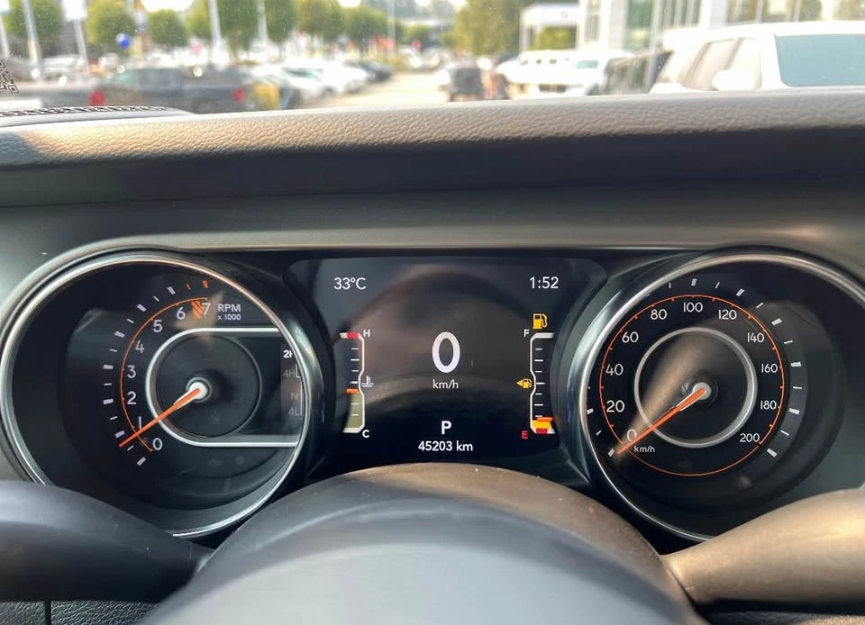 2023 Jeep JT Gladiator - Image 11 of 18