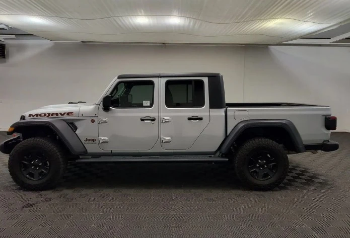2023 Jeep JT Gladiator - Image 4 of 10