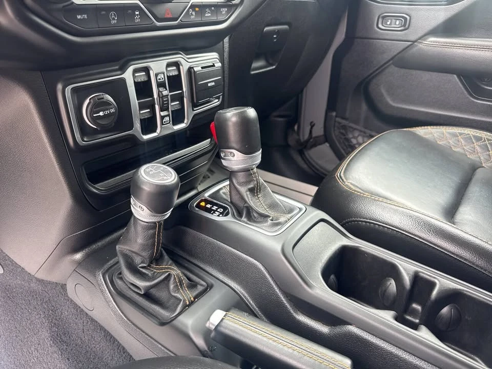 2023 Jeep JT Gladiator - Image 17 of 20