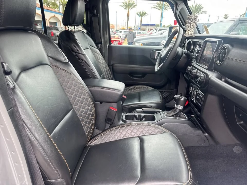 2023 Jeep JT Gladiator - Image 6 of 20