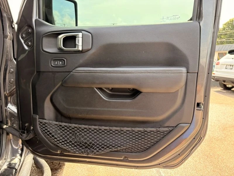 2023 Jeep JT Gladiator - Image 10 of 19
