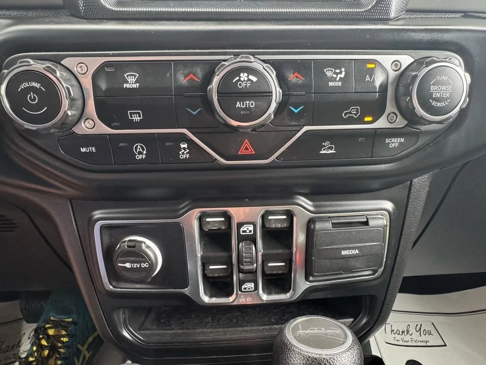 2023 Jeep JT Gladiator - Image 17 of 20