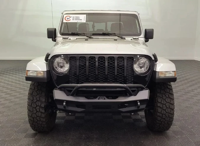 2023 Jeep JT Gladiator - Image 2 of 12