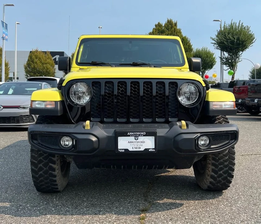 2023 Jeep JT Gladiator - Image 2 of 18
