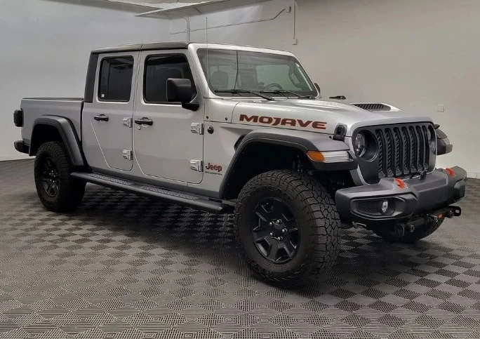 2023 Jeep JT Gladiator - Image 3 of 10