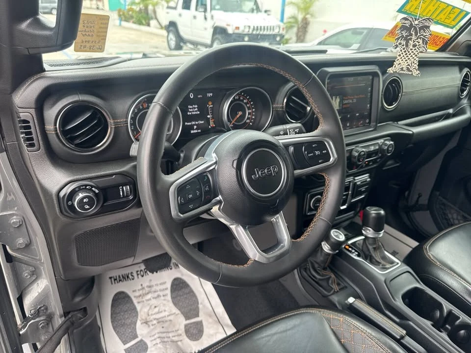 2023 Jeep JT Gladiator - Image 14 of 20