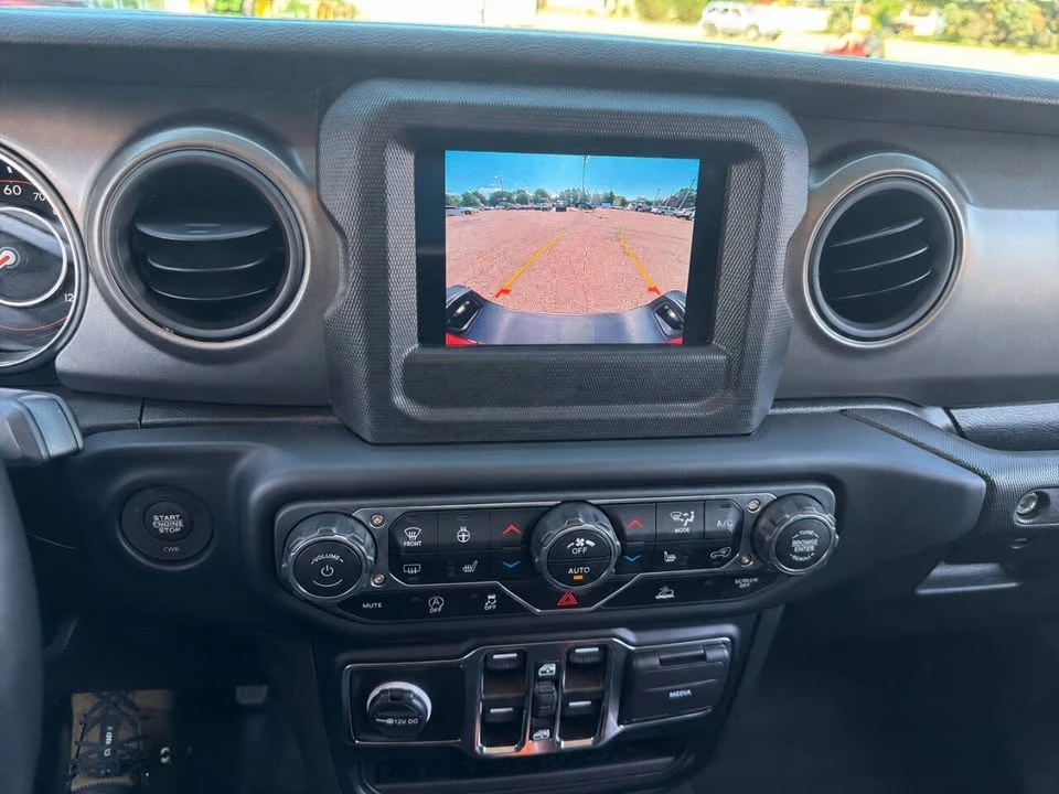 2023 Jeep JT Gladiator - Image 11 of 20