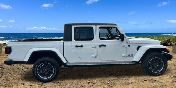 2023 Jeep JT Gladiator - Image 6 of 12