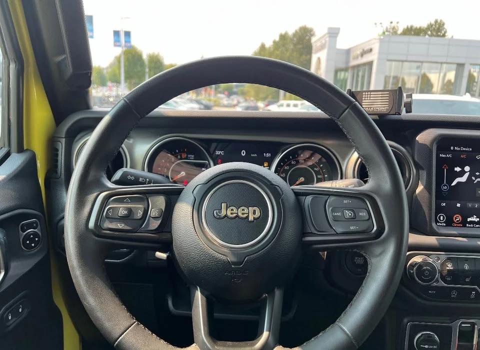 2023 Jeep JT Gladiator - Image 10 of 18