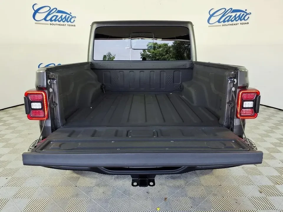 2023 Jeep JT Gladiator - Image 6 of 18