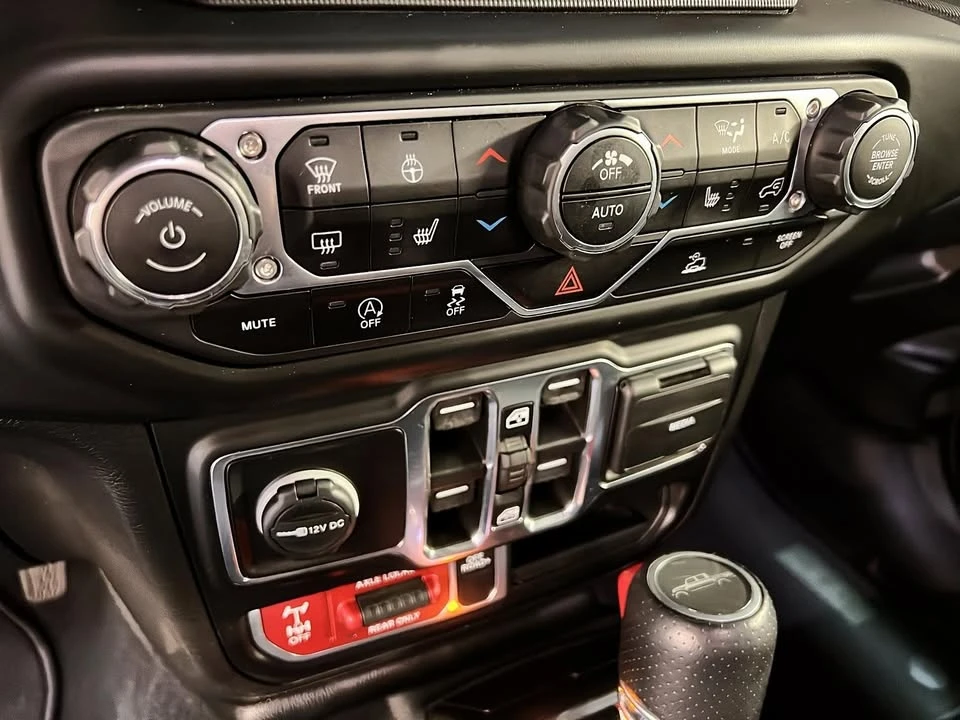 2023 Jeep JT Gladiator - Image 14 of 20