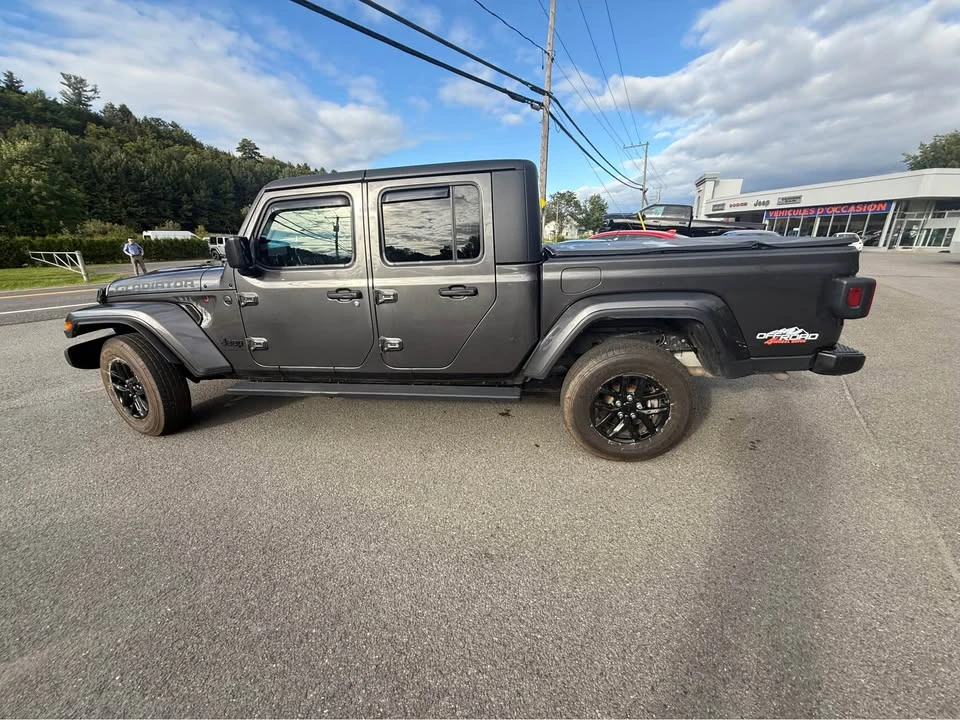 2023 Jeep JT Gladiator - Image 6 of 8