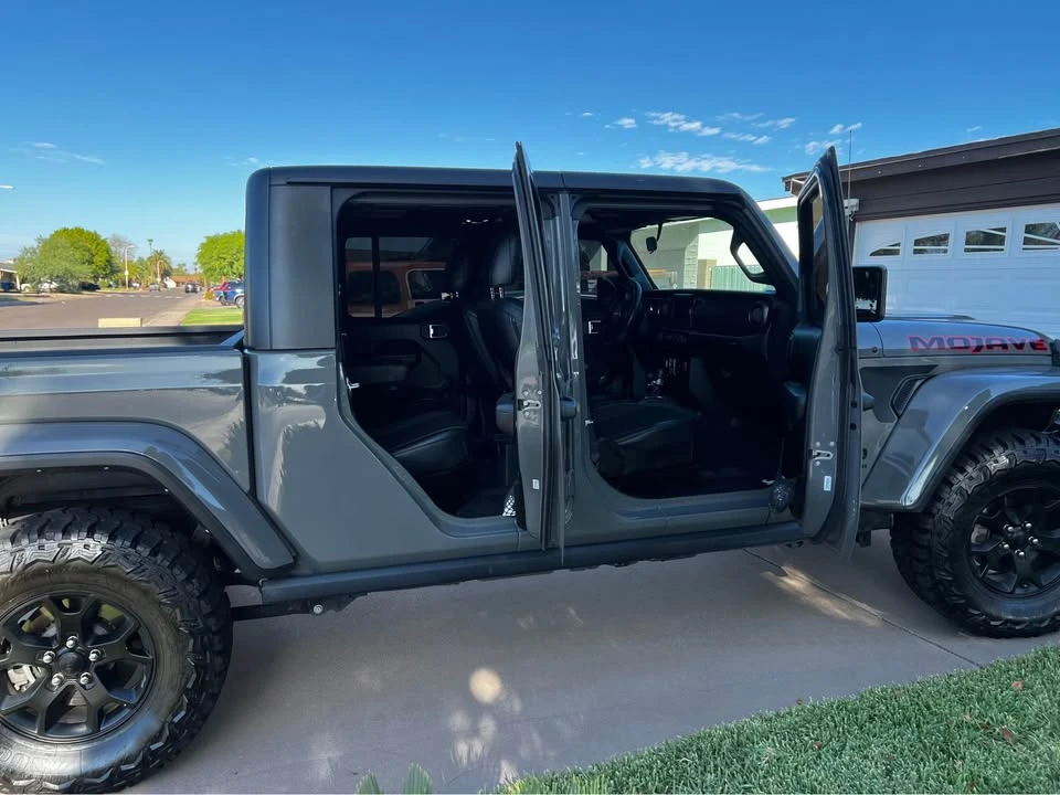2023 Jeep JT Gladiator - Image 5 of 7