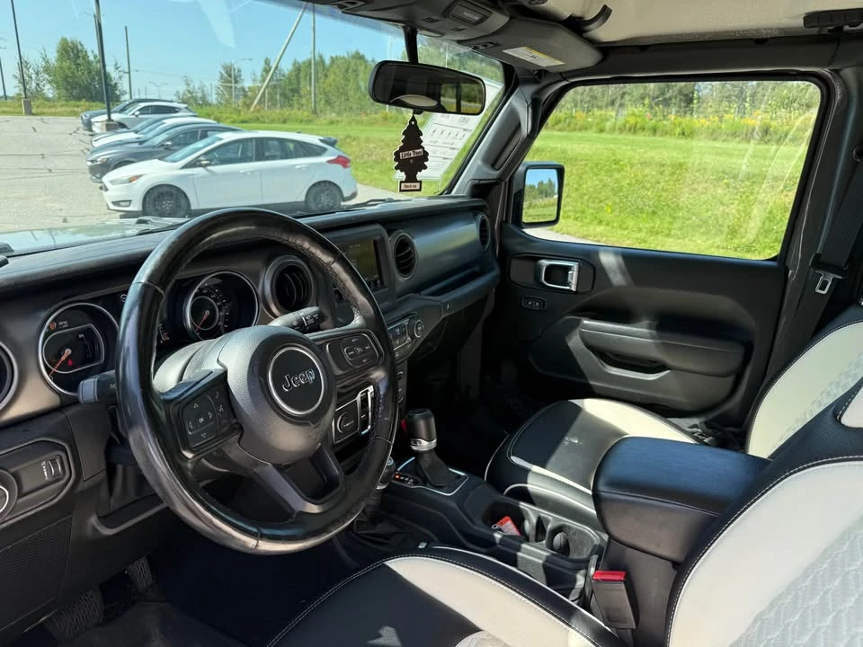 2023 Jeep JT Gladiator - Image 9 of 13