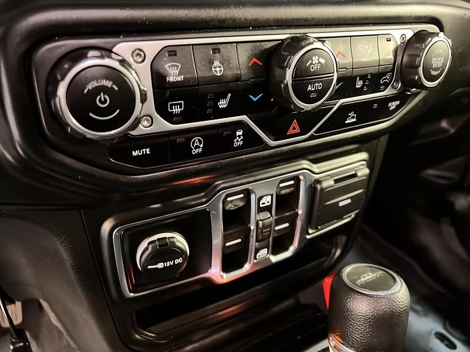 2023 Jeep JT Gladiator - Image 14 of 20