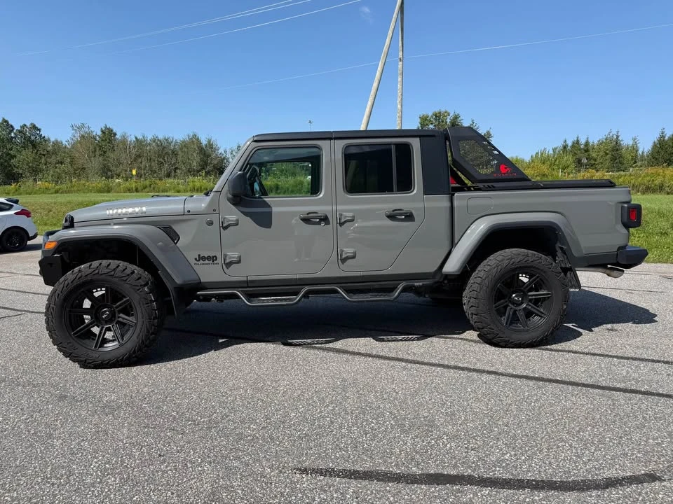 2023 Jeep JT Gladiator - Image 3 of 13