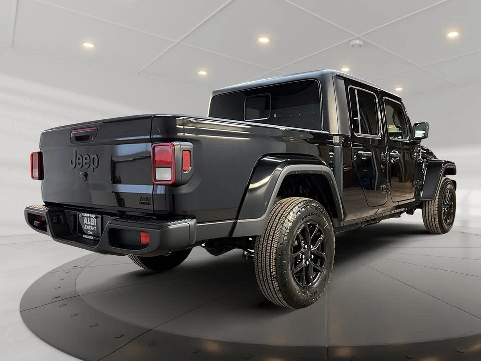 2023 Jeep JT Gladiator - Image 4 of 10