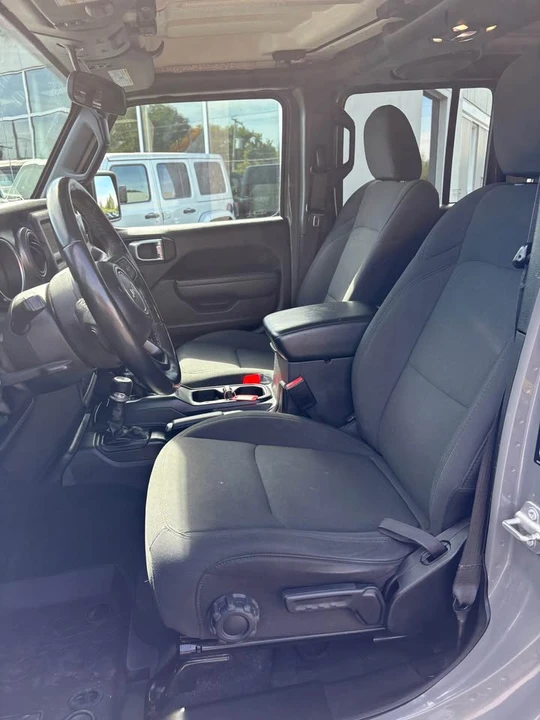 2023 Jeep JT Gladiator - Image 7 of 8