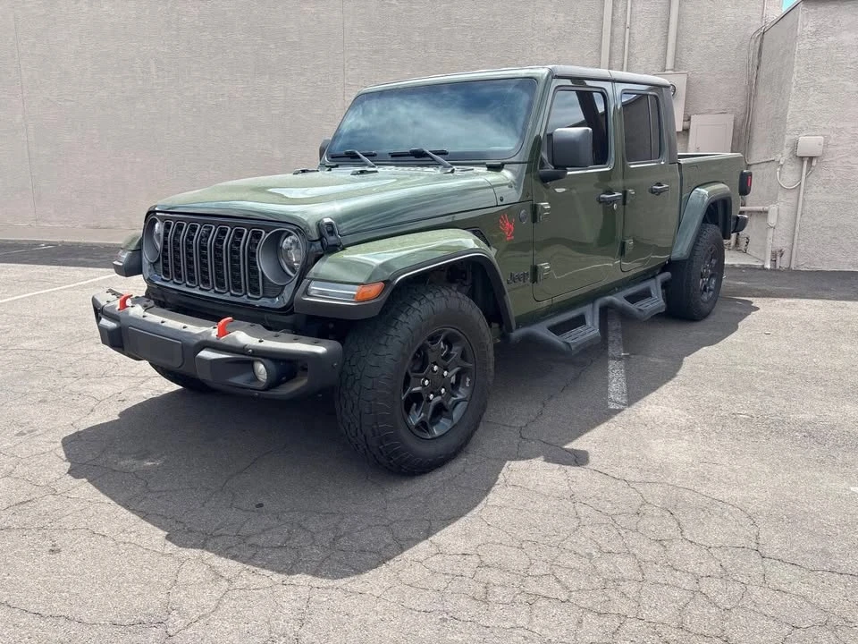 2023 Jeep JT Gladiator - Image 4 of 9