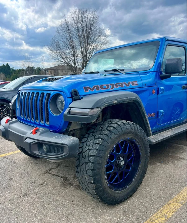 2023 Jeep JT Gladiator - Image 4 of 5