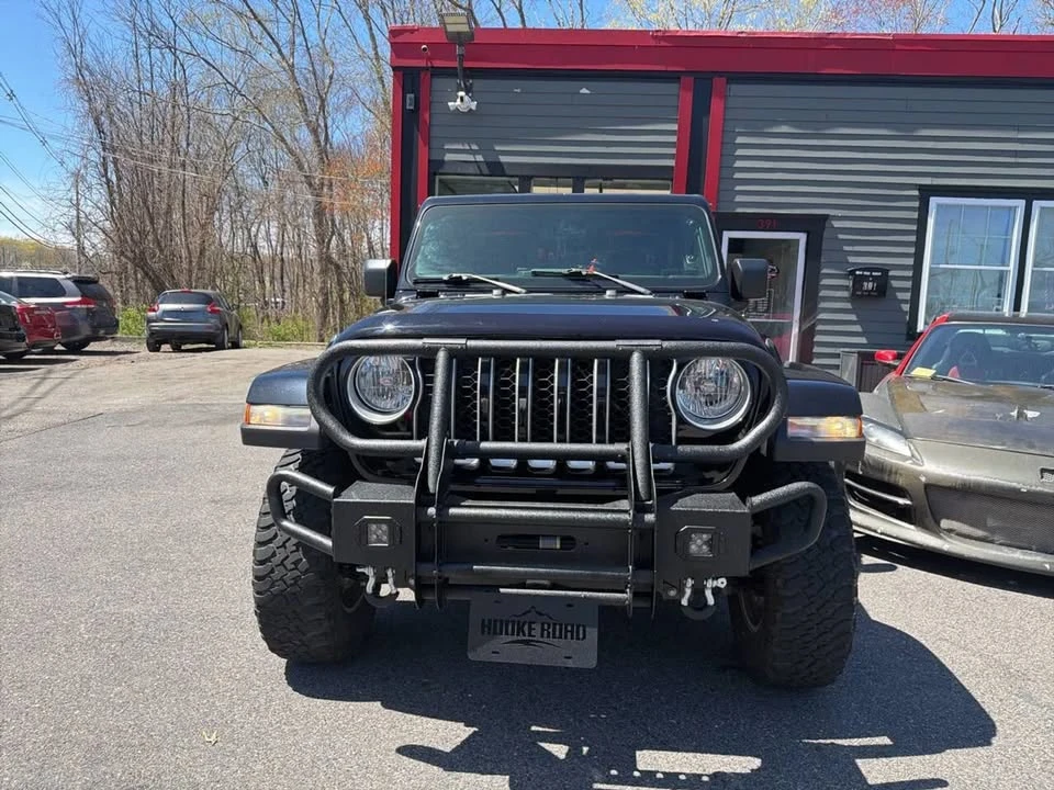 2023 Jeep JT Gladiator - Image 2 of 11