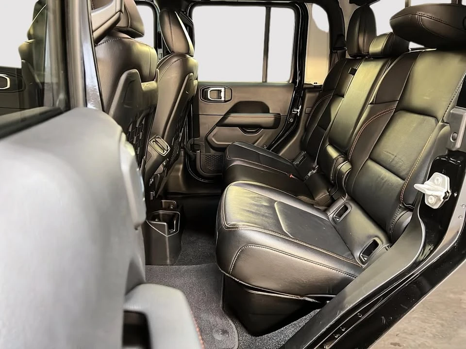 2023 Jeep JT Gladiator - Image 9 of 10