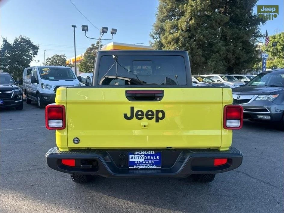 2023 Jeep JT Gladiator - Image 5 of 20