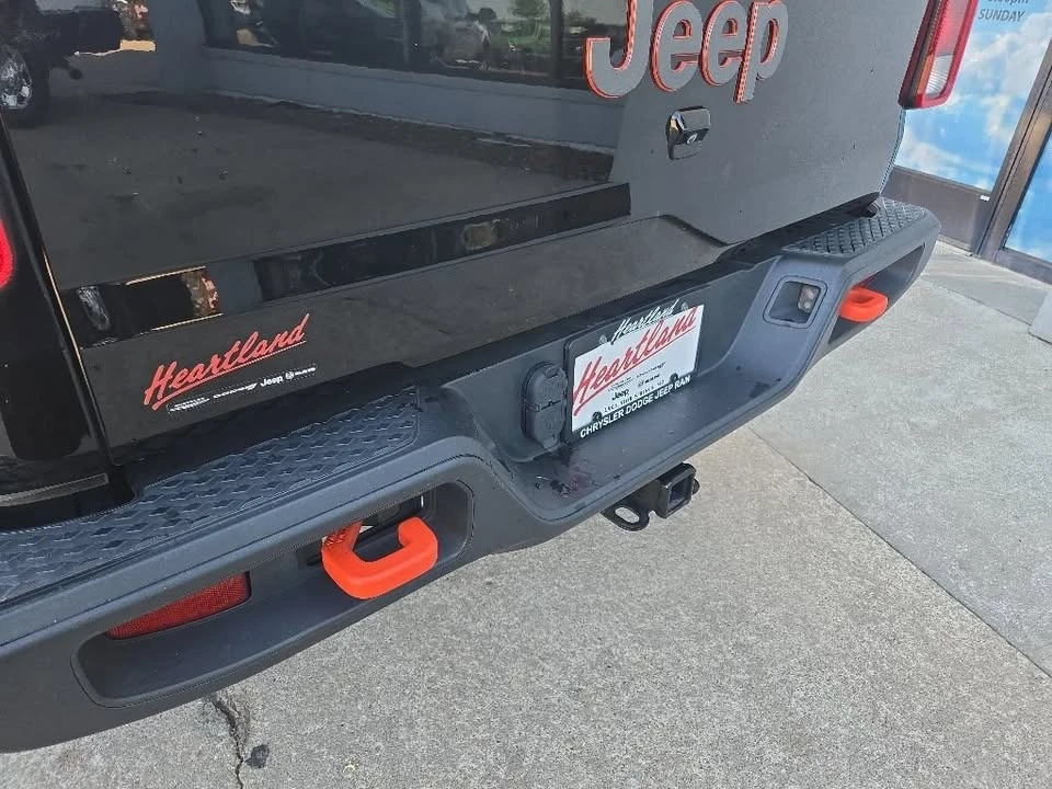 2023 Jeep JT Gladiator - Image 18 of 20