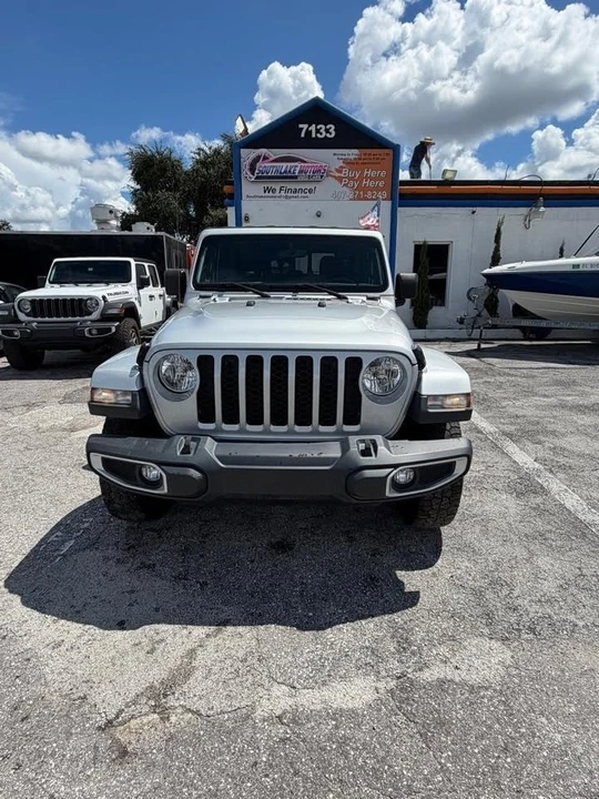 2023 Jeep JT Gladiator - Image 2 of 15
