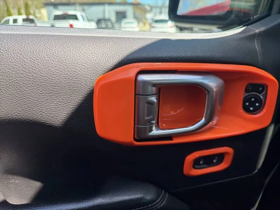 2023 Jeep JT Gladiator - Image 10 of 11