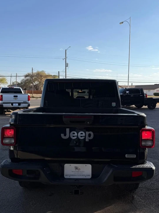 2023 Jeep JT Gladiator - Image 5 of 10