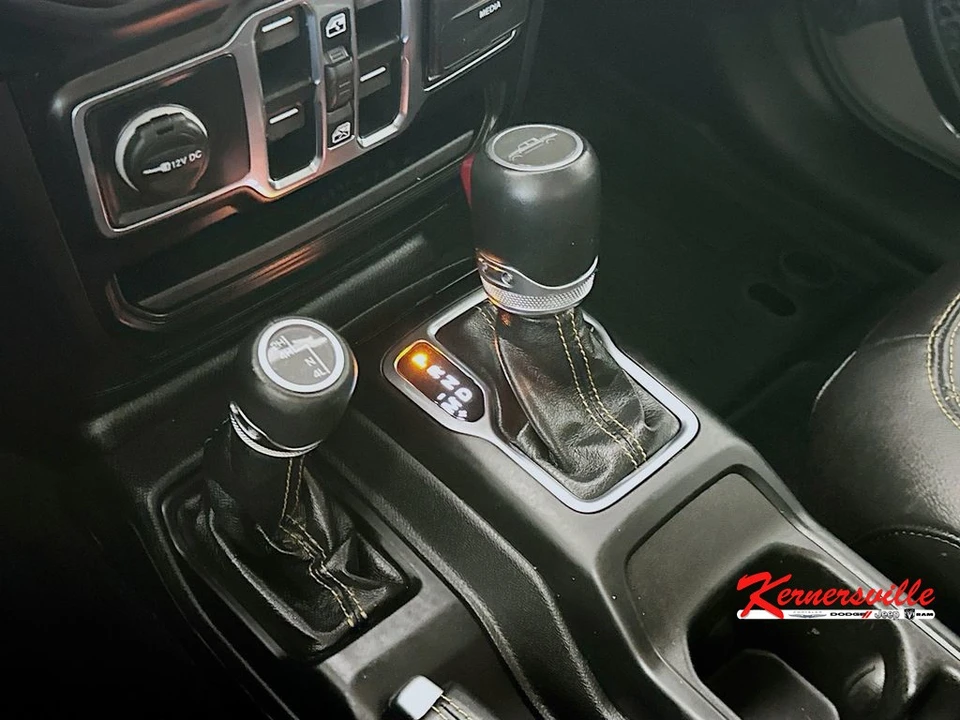 2023 Jeep JT Gladiator - Image 16 of 24