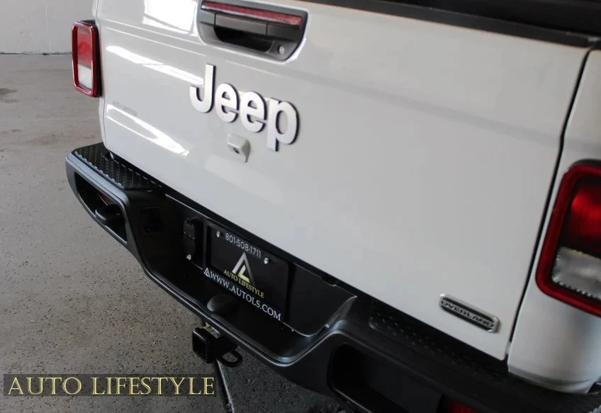 2023 Jeep JT Gladiator - Image 27 of 31