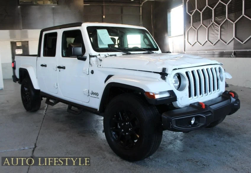 2023 Jeep JT Gladiator - Image 2 of 31