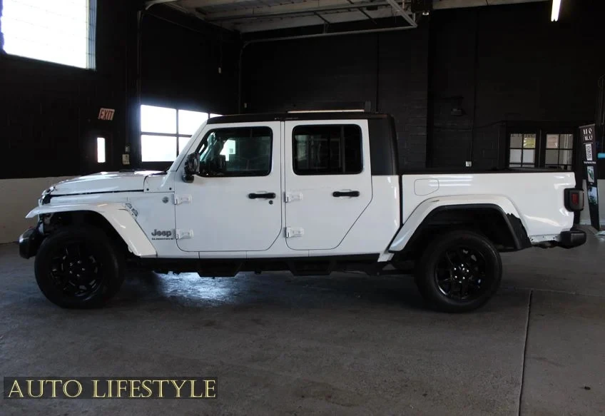 2023 Jeep JT Gladiator - Image 10 of 31