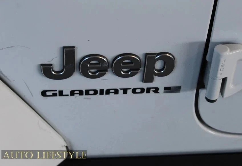 2023 Jeep JT Gladiator - Image 21 of 31