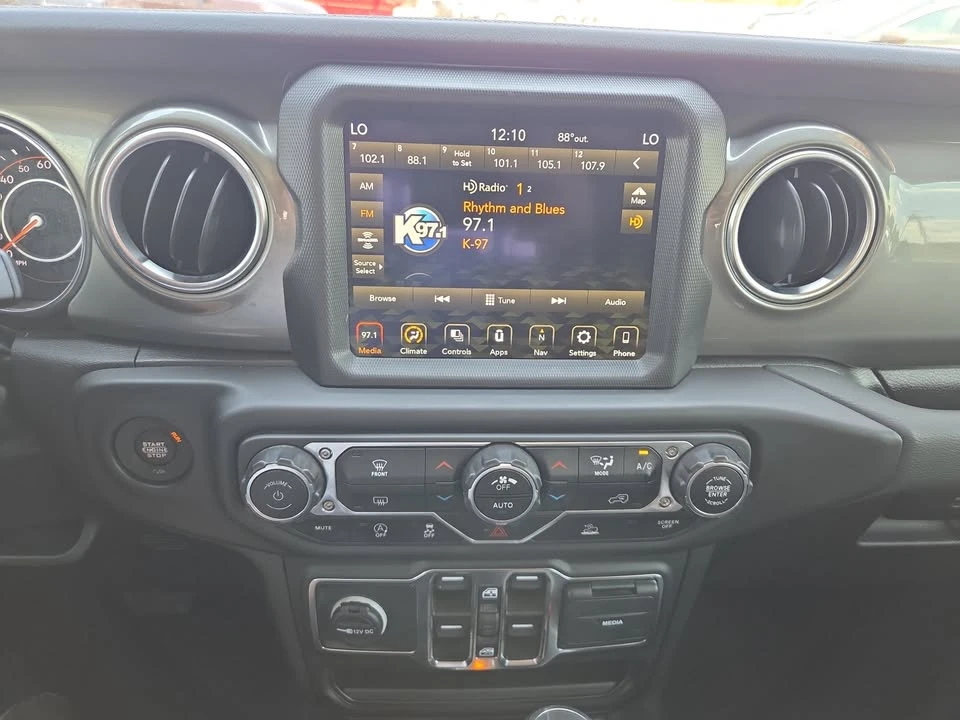 2023 Jeep JT Gladiator - Image 14 of 16
