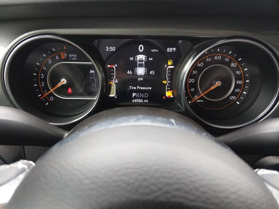 2023 Jeep JT Gladiator - Image 9 of 12