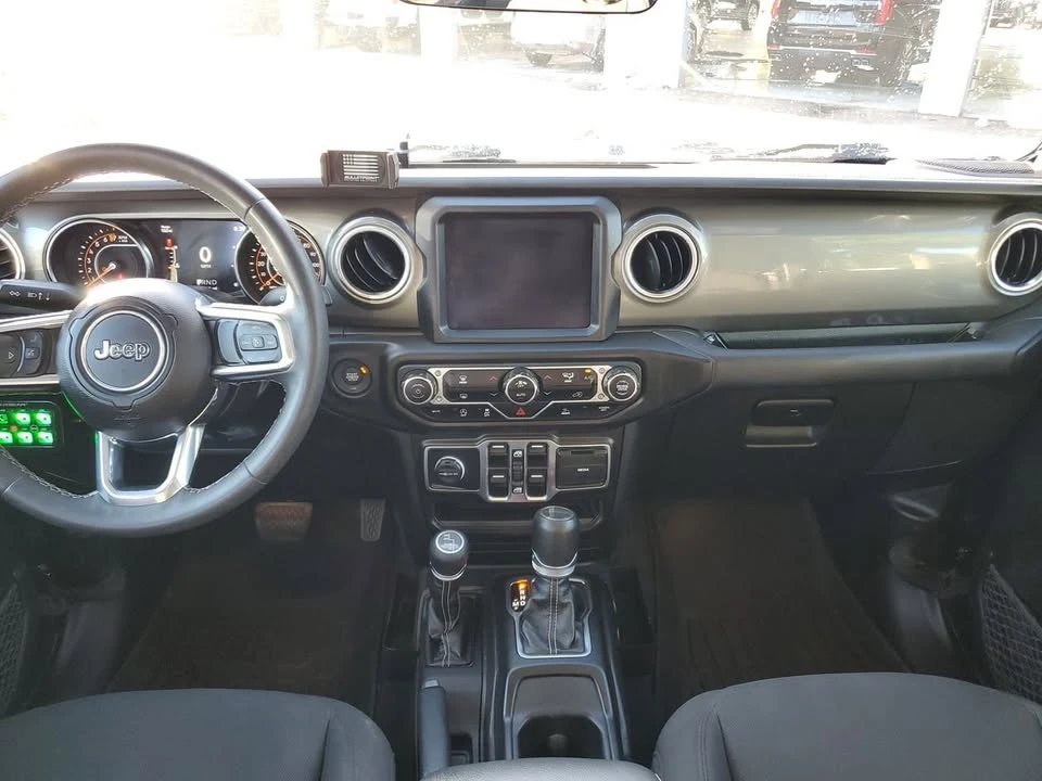 2023 Jeep JT Gladiator - Image 12 of 19