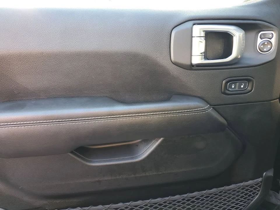 2023 Jeep JT Gladiator - Image 15 of 19