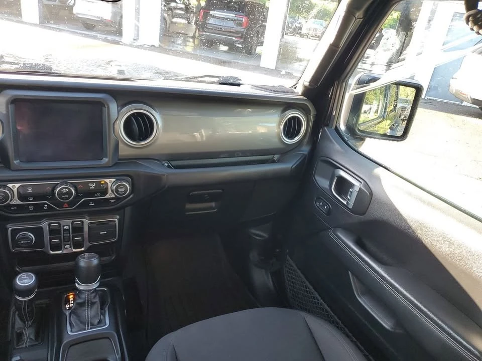 2023 Jeep JT Gladiator - Image 13 of 19