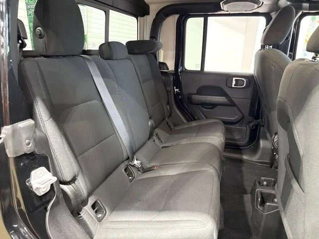 2023 Jeep JT Gladiator - Image 16 of 20
