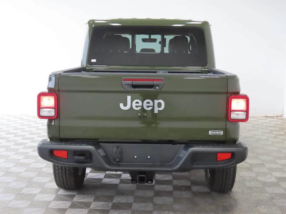 2023 Jeep JT Gladiator - Image 7 of 16