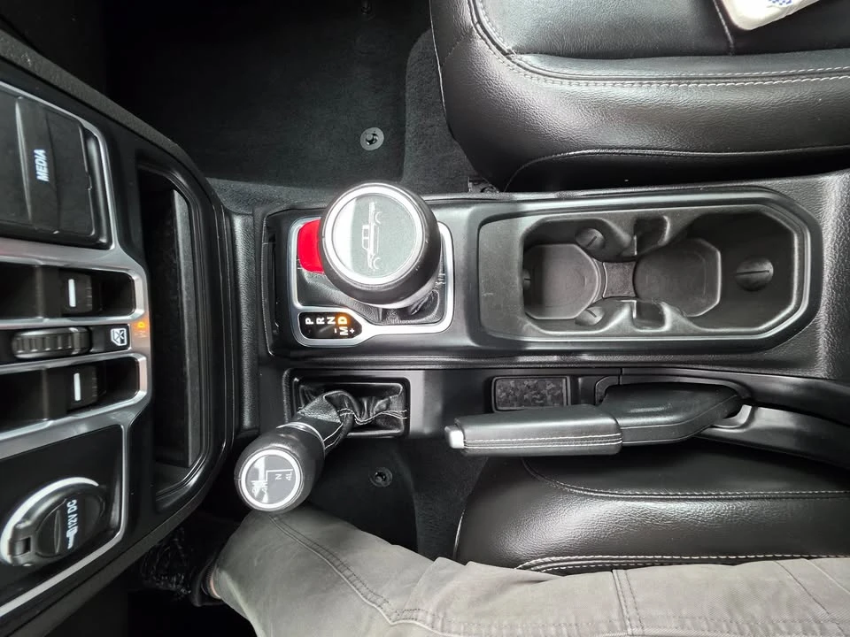 2023 Jeep JT Gladiator - Image 15 of 20