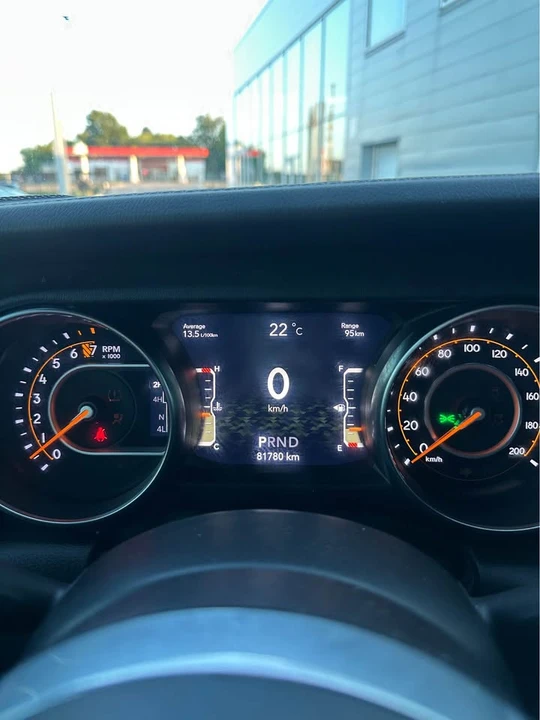 2023 Jeep JT Gladiator - Image 10 of 12